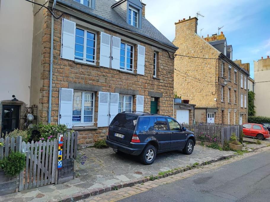 Maison Du Cap Lihou, Duplex Au 1Er Et 2Eme Etage Mansarde, Quartier Historique, Granville Exterior photo