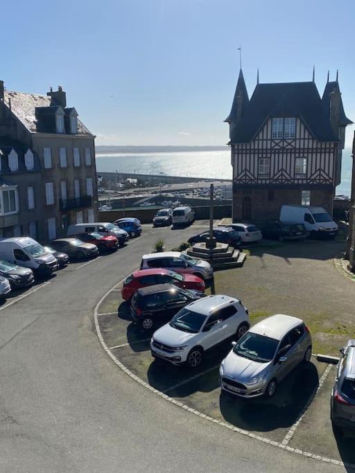 Maison Du Cap Lihou, Duplex Au 1Er Et 2Eme Etage Mansarde, Quartier Historique, Granville Exterior photo